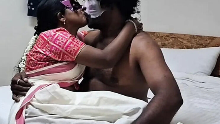 Onam Special Homemade Mallu Girl Riding Cowgirl with Big Tits and Moaning