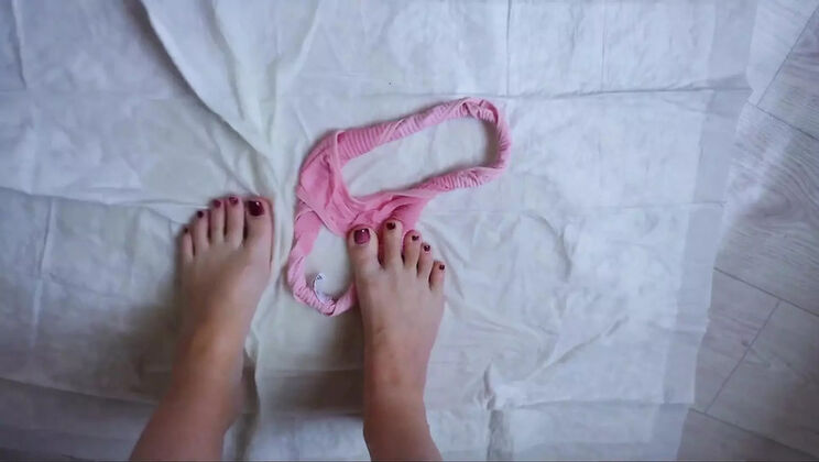 Tori Diamond Desperate Pee Standing - Wet Panties & Squirting Pussy Close Up