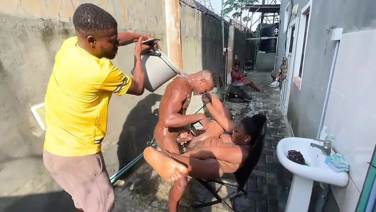 Thick African MILF Gets Creamy Blowjob and Doggy Style