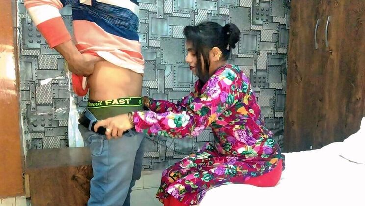 Stepmom Caught Stepson Naked and Fucked Him Hard - Indian Desi Sex