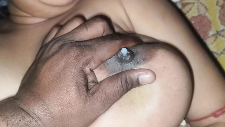 Angelmona milks his cock with her hand at home