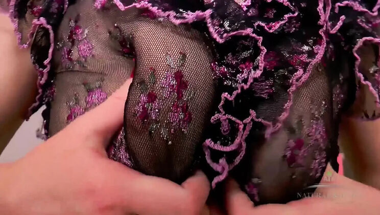 Kathleen White MILF Fingering Her Hairy Pussy to Orgasm